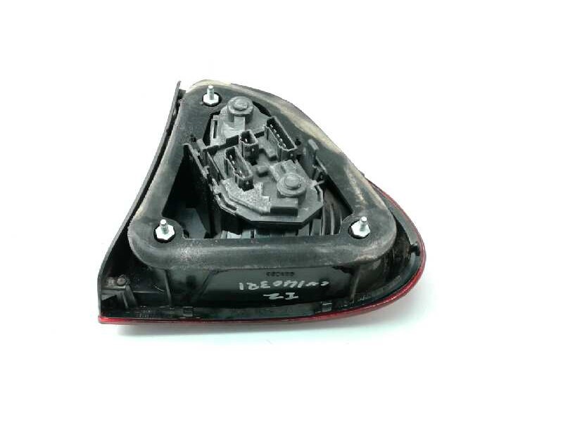 Recambio de piloto trasero izquierdo para seat leon (1m1) signo referencia OEM IAM 945257L 15010G 