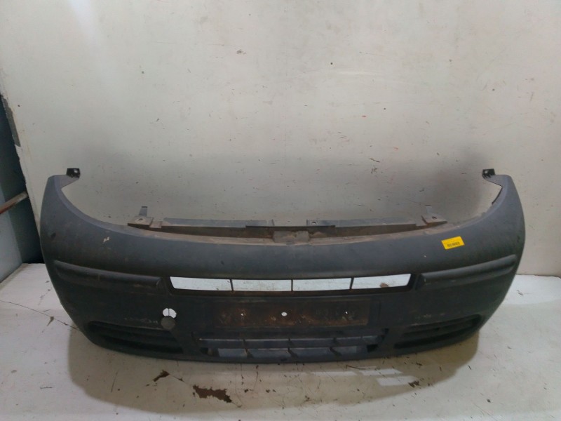Recambio de paragolpes delantero para renault trafic ii furgoneta (fl) 1.9 dci 100 (fl0c) referencia OEM IAM   