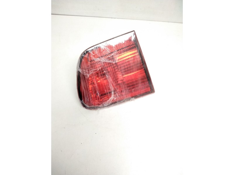Recambio de piloto trasero izquierdo porton para seat ibiza (6k1) signo referencia OEM IAM 00898  