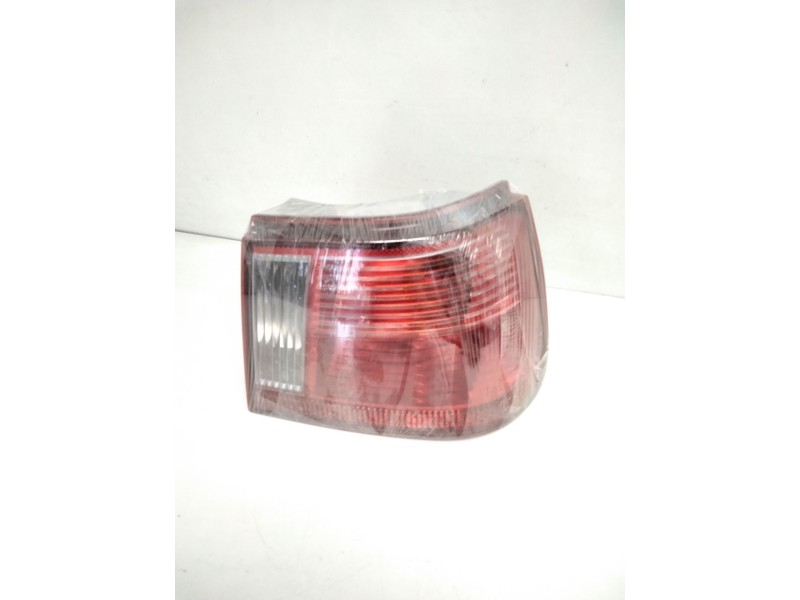 Recambio de piloto trasero derecho para seat ibiza (6k1) stella referencia OEM IAM 6K6945112G 6K6945096J 