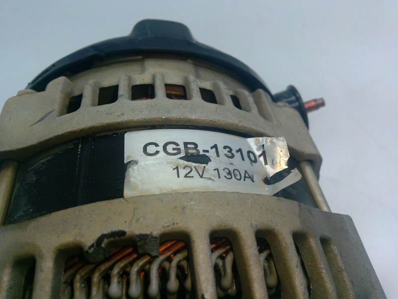 Recambio de alternador para toyota land cruiser van (_j15_) 3.0 d4d 4wd (kdj155, kdj150) referencia OEM IAM CGB13101  