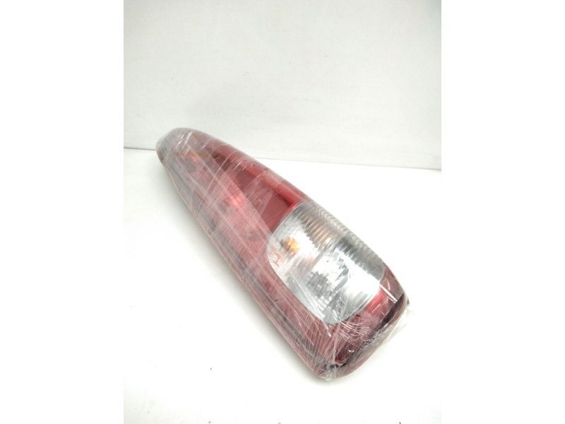 Recambio de piloto trasero izquierdo para chevrolet tacuma sx referencia OEM IAM 3005261  