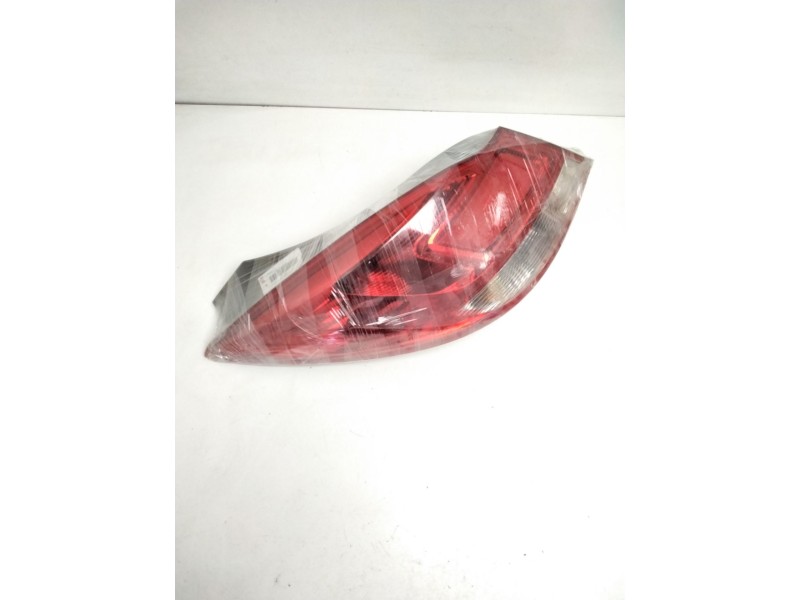 Recambio de piloto trasero izquierdo para opel insignia berlina cosmo referencia OEM IAM 253100F1 168348 16835201