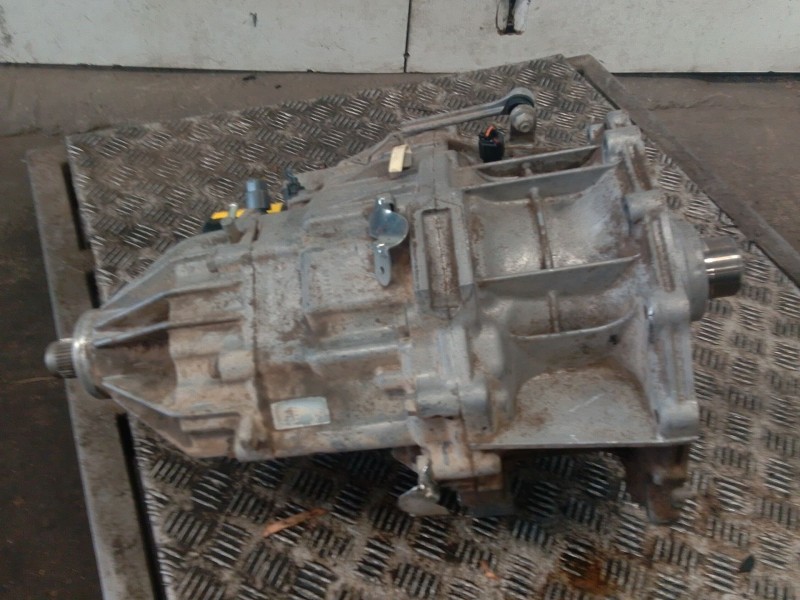 Recambio de caja transfer para nissan pathfinder iii (r51) 2.5 dci 4wd referencia OEM IAM EA70A  