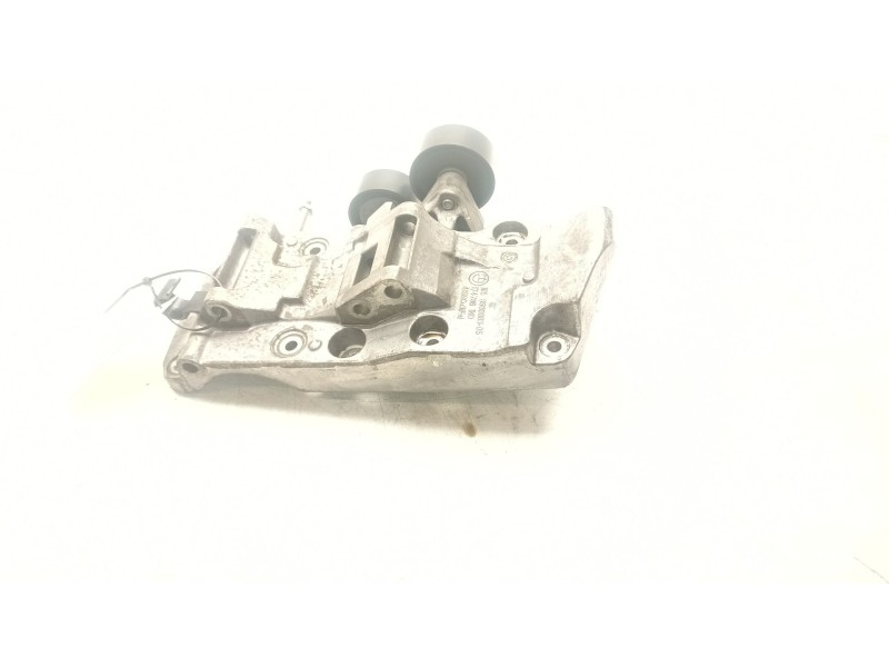 Recambio de soporte alternador para bmw x3 (e83) 2.0 d referencia OEM IAM 1116850686305  