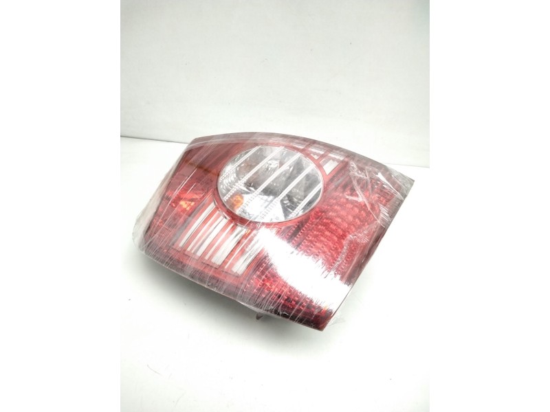 Recambio de piloto trasero izquierdo para hyundai elantra (xd) 1.6 comfort (4-ptas.) referencia OEM IAM 40226B L92401205 