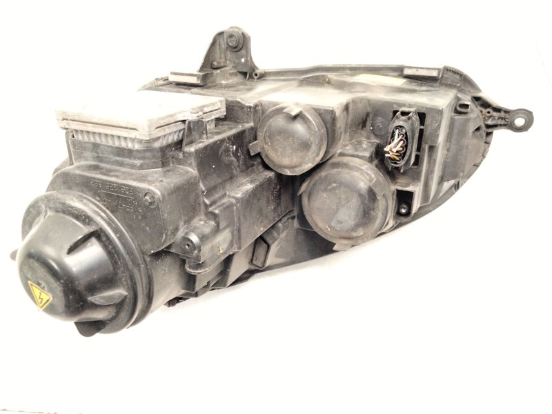 Recambio de faro xenon derecho para volkswagen golf v (1k1) 2.0 tdi referencia OEM IAM 1K6941032 0301212272 