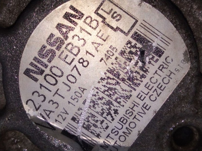 Recambio de alternador para nissan pathfinder iii (r51) 2.5 dci 4wd referencia OEM IAM 23100EB31B  