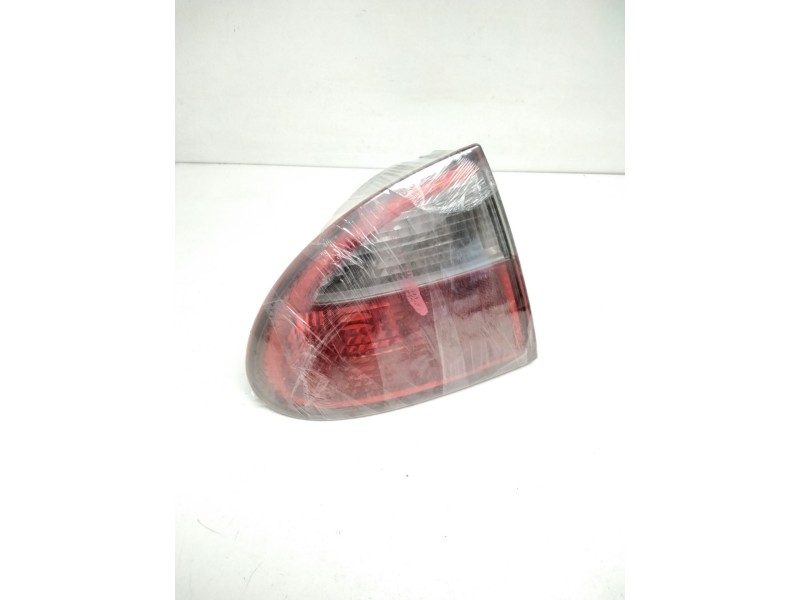 Recambio de piloto trasero izquierdo para seat leon (1m1) sport f.r. referencia OEM IAM 3102H  