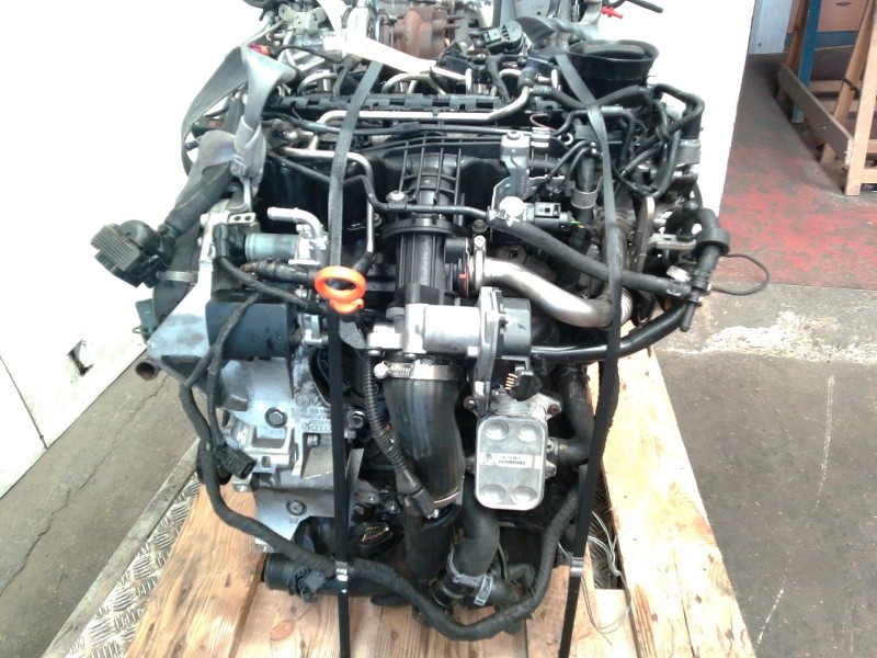 Recambio de motor completo para audi a3 sportback (8pa) 1.6 tdi referencia OEM IAM CAY  