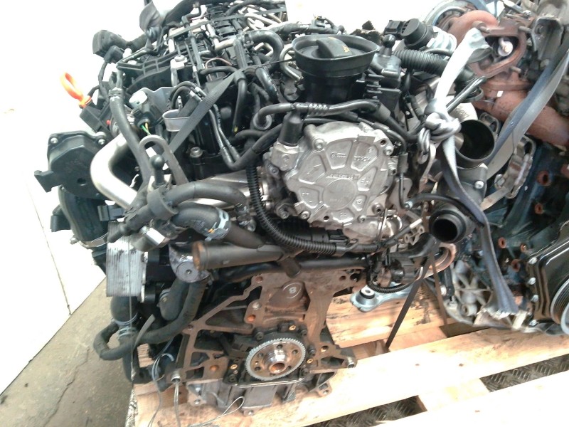Recambio de motor completo para audi a3 sportback (8pa) 1.6 tdi referencia OEM IAM CAY  