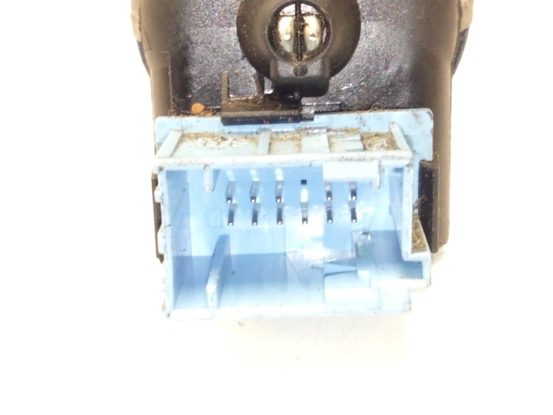 Recambio de mando retrovisor para citroën c3 i (fc_, fn_) 1.4 i bivalent referencia OEM IAM 185526  