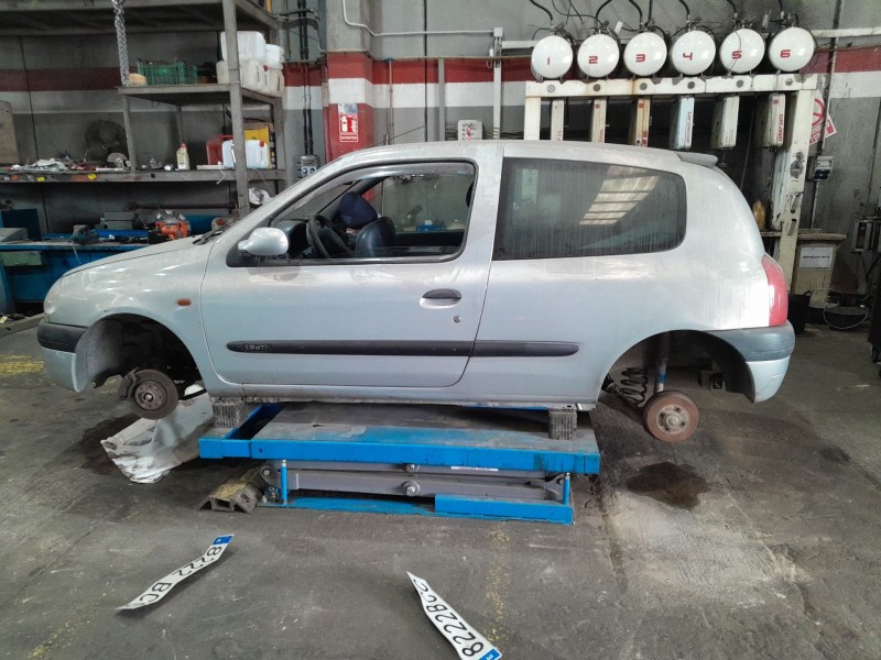 renault clio ii (bb_, cb_) del año 2000