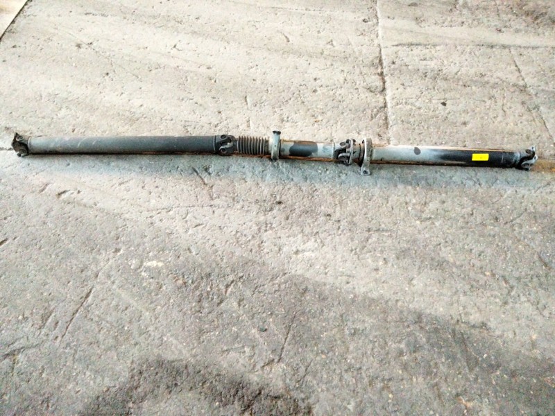 Recambio de cardan trasero para iveco daily v furgoneta 29s13, 29l13, 35c13, 35s13, 40c13, 40s13 referencia OEM IAM   