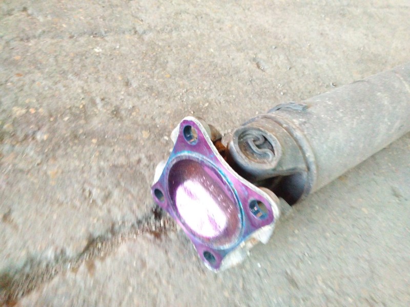 Recambio de cardan trasero para iveco daily v furgoneta 29s13, 29l13, 35c13, 35s13, 40c13, 40s13 referencia OEM IAM   