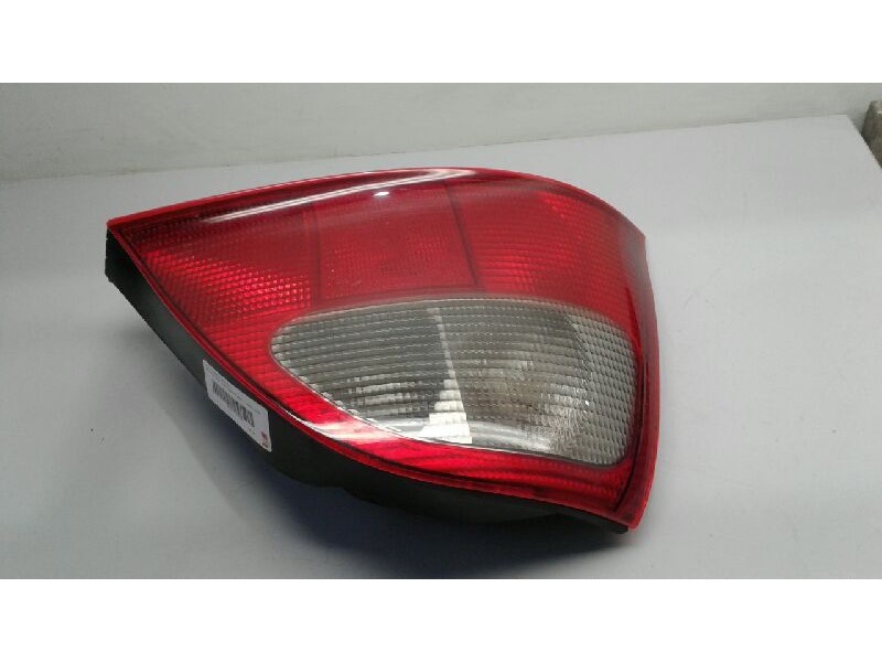 Recambio de piloto trasero izquierdo para mg serie 25 (rf) comfort (5-ptas.) referencia OEM IAM 8102R021B02F00 XFB10089 