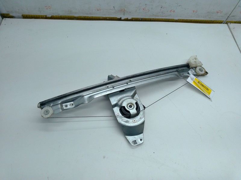 Recambio de elevalunas trasero derecho para citroën c4 grand picasso i (ua_) 1.6 vti 120 referencia OEM IAM 135090221  