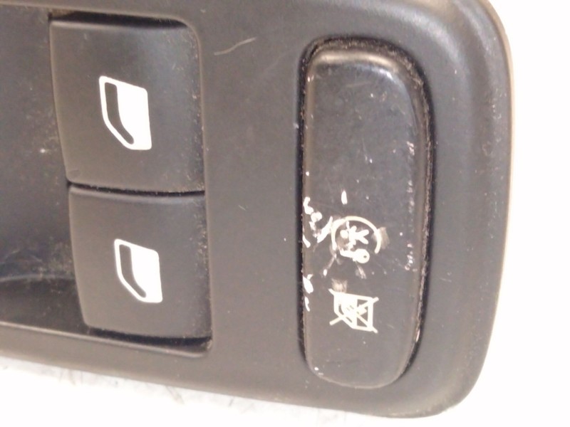 Recambio de mando elevalunas delantero izquierdo para citroën c4 grand picasso i (ua_) 1.6 vti 120 referencia OEM IAM 96639383ZD