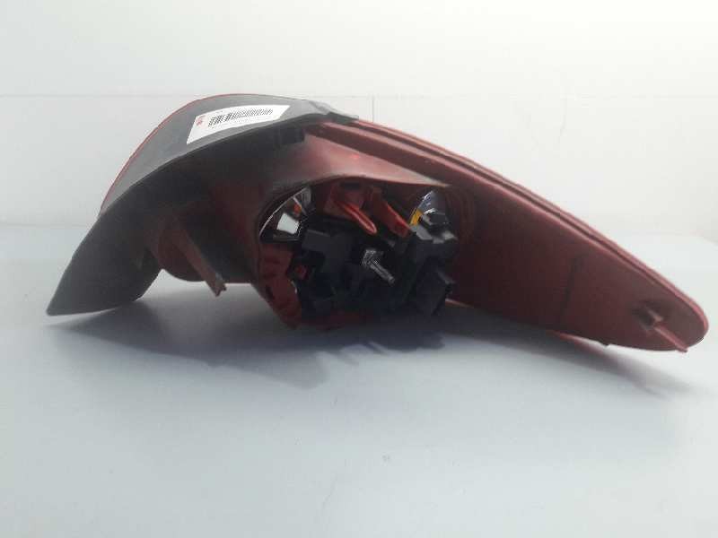 Recambio de piloto trasero izquierdo para peugeot 206 berlina x-line referencia OEM IAM 2258  