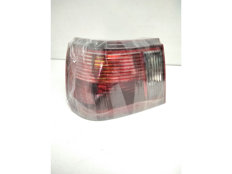 Recambio de piloto trasero izquierdo para seat ibiza (6k1) signo referencia OEM IAM 6K6945111G 6K6945095J 