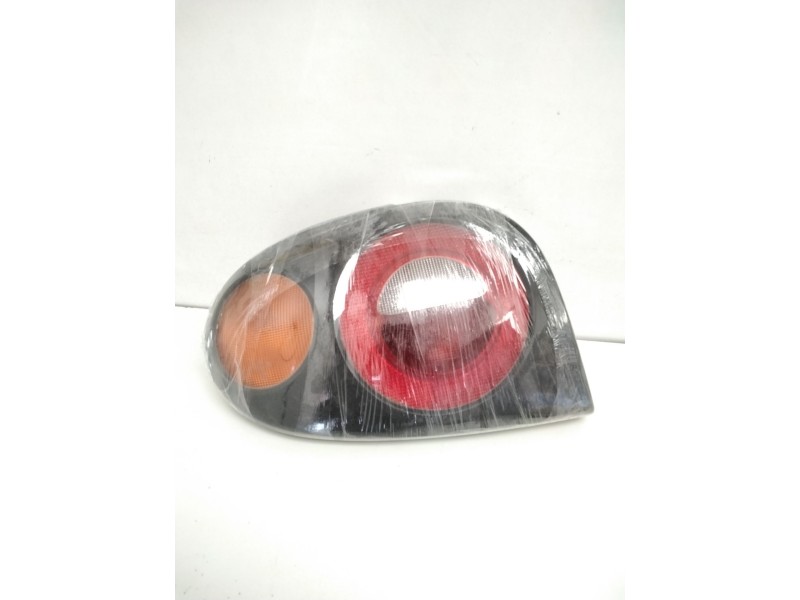 Recambio de piloto trasero izquierdo para renault megane i coach/coupe (da0) referencia OEM IAM VALEO 2262  36636