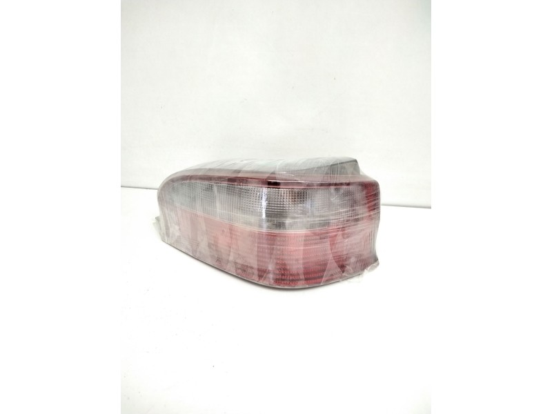 Recambio de piloto trasero derecho para citroën saxo 1.4 sx referencia OEM IAM 0001FIBRS1 000202 