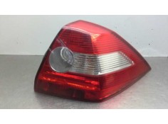 Recambio de piloto trasero izquierdo para renault megane ii classic berlina 1.5 dci diesel referencia OEM IAM 0200010200  