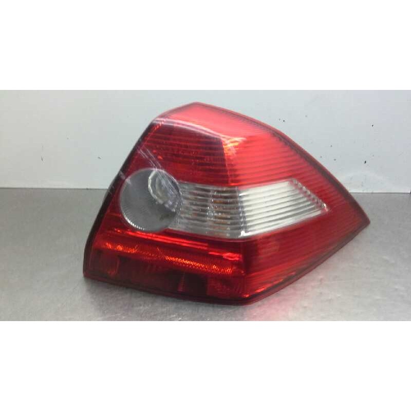 Recambio de piloto trasero izquierdo para renault megane ii classic berlina 1.5 dci diesel referencia OEM IAM 0200010200  