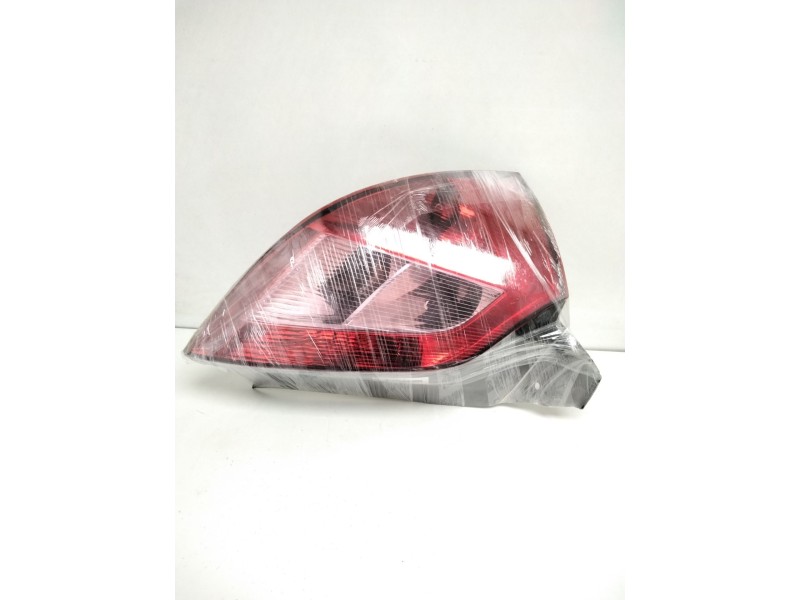 Recambio de piloto trasero izquierdo para renault megane ii berlina 5p 1.9 dci diesel referencia OEM IAM 8200073236 89398157 