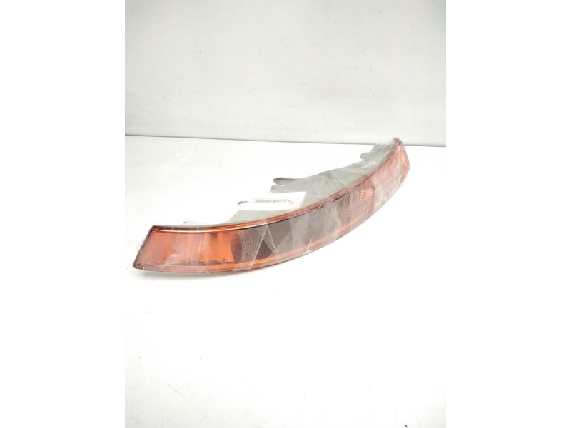 Recambio de piloto delantero derecho para renault trafic caja cerrada (ab 4.01) l1h1 caja cerrada, corto referencia OEM IAM 8200