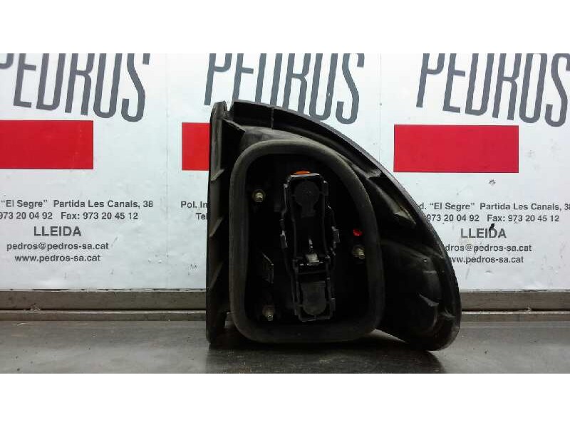 Recambio de piloto trasero izquierdo para renault laguna (b56) referencia OEM IAM 7700420122 VALEO 2333 