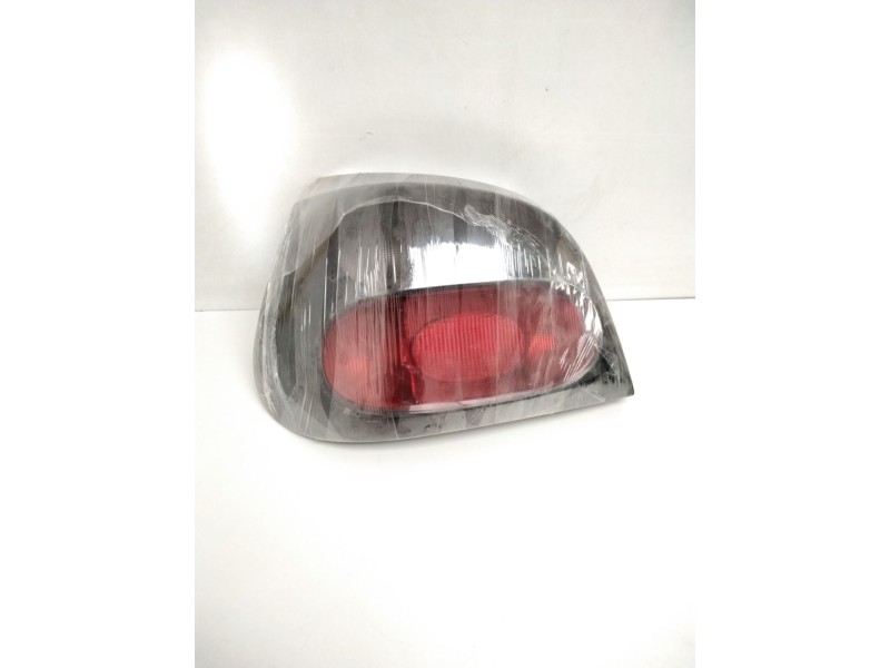 Recambio de piloto trasero izquierdo para renault megane i berlina hatchback (ba0) 1.6e alize referencia OEM IAM RS1IAF020200  