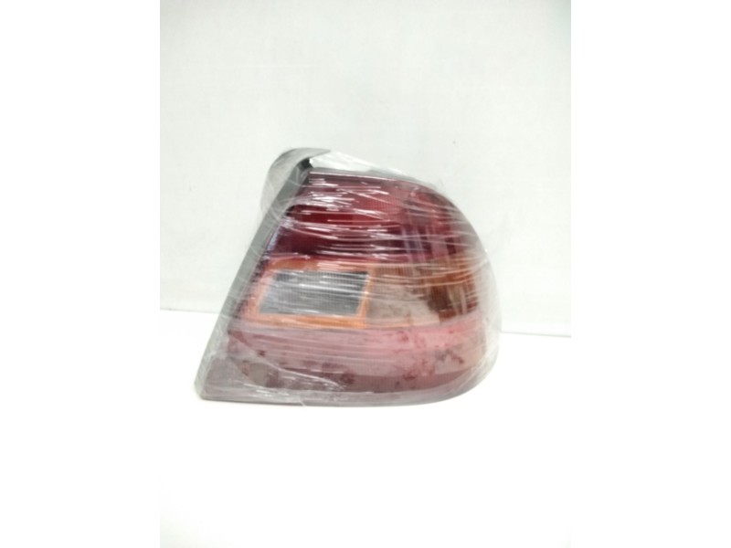 Recambio de piloto trasero derecho para honda civic berlina 3/4 (ej/ek) referencia OEM IAM 9647KG BRITAX 0095 45811