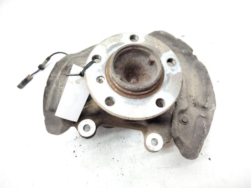 Recambio de mangueta delantera derecha para bmw 1 (f20) 118 d referencia OEM IAM 579228602  