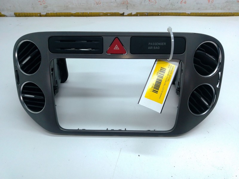 Recambio de aireador central para volkswagen tiguan (5n_) 2.0 tdi 4motion referencia OEM IAM 5M0819062  