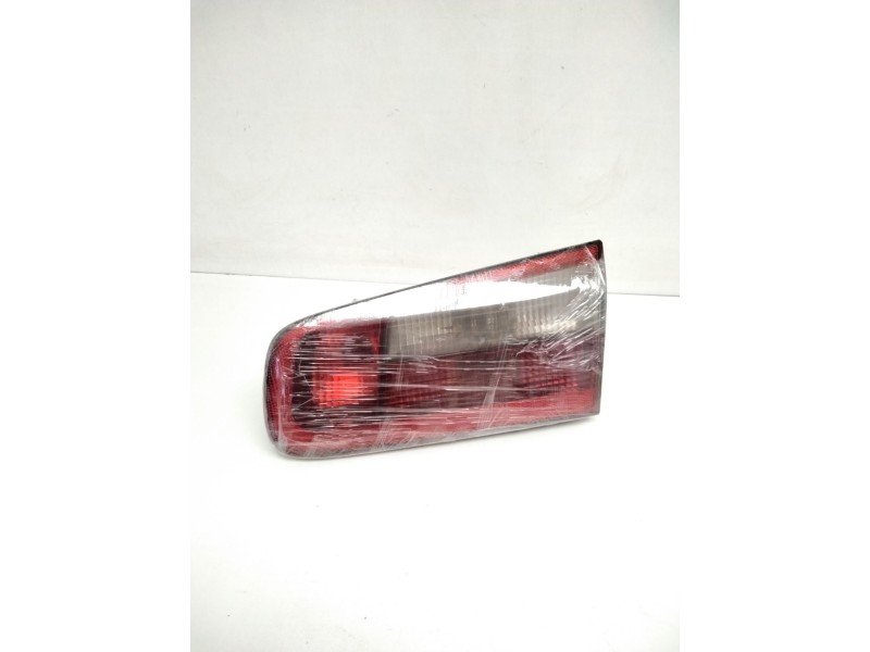 Recambio de piloto trasero derecho porton para renault laguna ii (bg0) authentique referencia OEM IAM 8200002476 VALEO 2346 