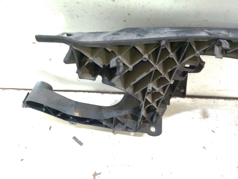 Recambio de panel frontal para mercedes-benz vito / mixto furgoneta (w639) 109 cdi (639.601, 639.603, 639.605) referencia OEM IA