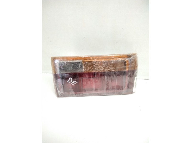 Recambio de piloto trasero derecho para renault 9 1.8 referencia OEM IAM 2452543503  