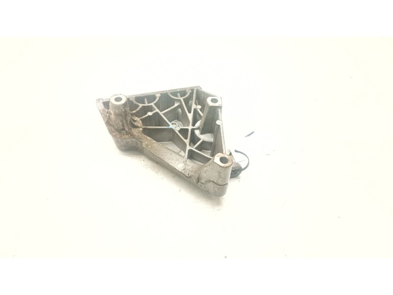 Recambio de soporte motor derecho inferior para audi a1 (8x1, 8xk) 1.6 tdi referencia OEM IAM 03L199207A  