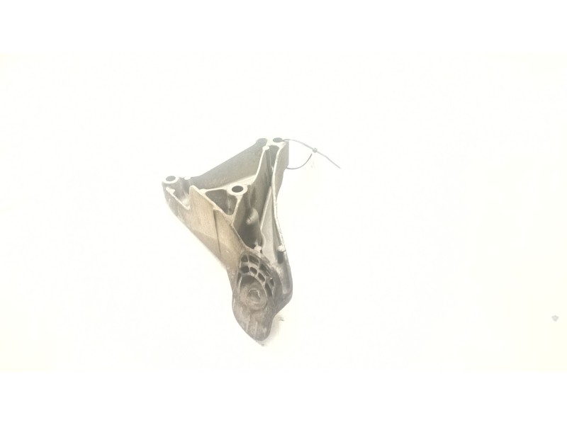 Recambio de soporte motor derecho inferior para bmw 5 touring (e61) 530 d referencia OEM IAM 22116111053-01  