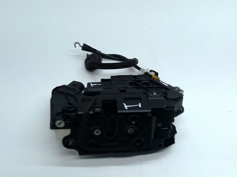 Recambio de cerradura puerta trasera izquierda para volkswagen tiguan (5n_) 2.0 tdi 4motion referencia OEM IAM 5N0839015A  