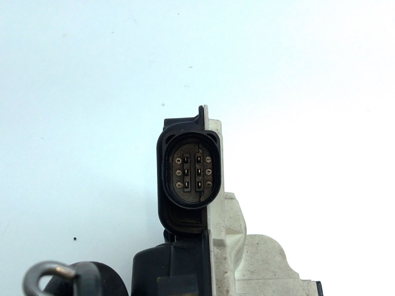 Recambio de cerradura puerta trasera izquierda para volkswagen tiguan (5n_) 2.0 tdi 4motion referencia OEM IAM 5N0839015A  