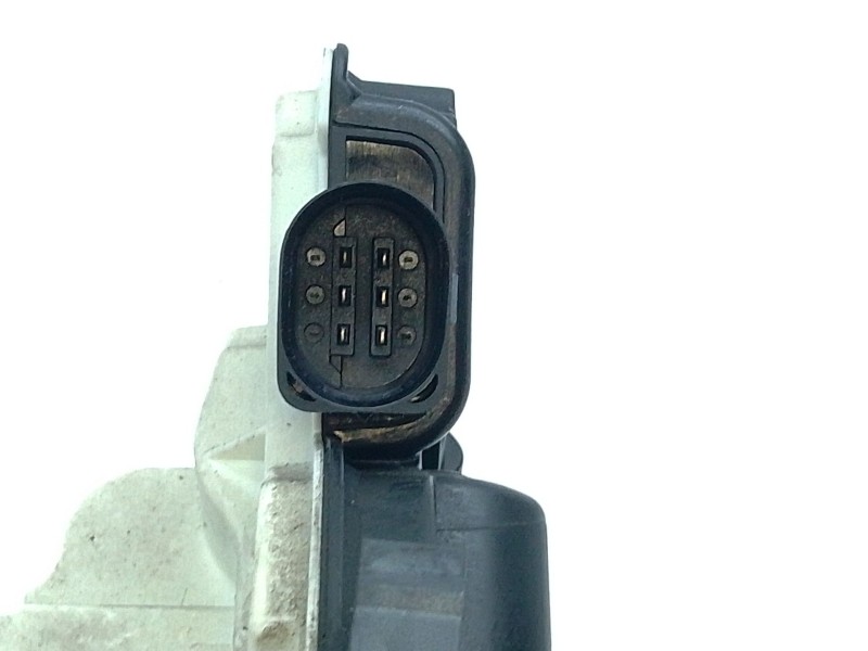 Recambio de cerradura puerta trasera derecha para volkswagen tiguan (5n_) 2.0 tdi 4motion referencia OEM IAM 5N0839016A  