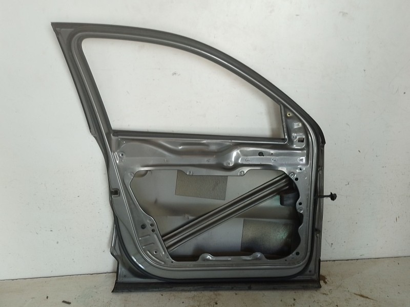 Recambio de puerta delantera izquierda para volkswagen tiguan (5n_) 2.0 tdi 4motion referencia OEM IAM 5N0831311C  