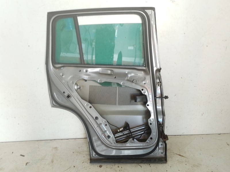 Recambio de puerta trasera izquierda para volkswagen tiguan (5n_) 2.0 tdi 4motion referencia OEM IAM 5N0833311B  