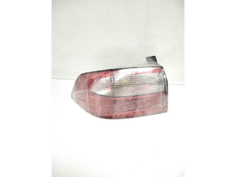 Recambio de piloto trasero izquierdo para renault laguna ii (bg0) dynamique referencia OEM IAM 8200002473 23450102 