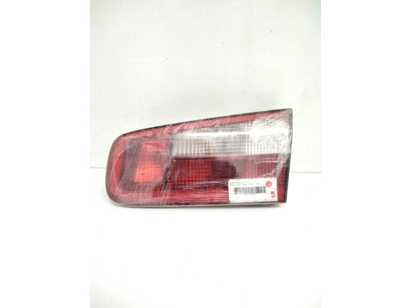 Recambio de piloto trasero derecho para renault laguna (b56) 2.2 diesel referencia OEM IAM 8200002476  111024