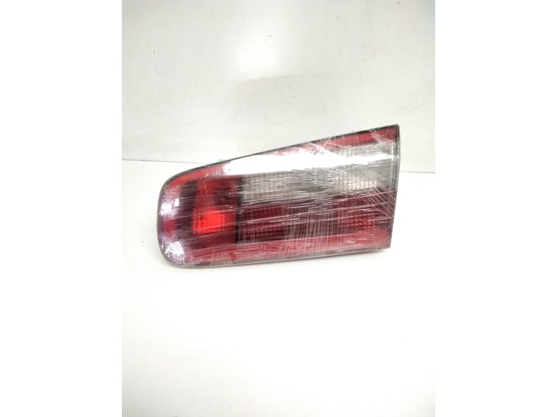 Recambio de piloto trasero derecho porton para renault laguna ii (bg0) authentique referencia OEM IAM 23460202 820000247 