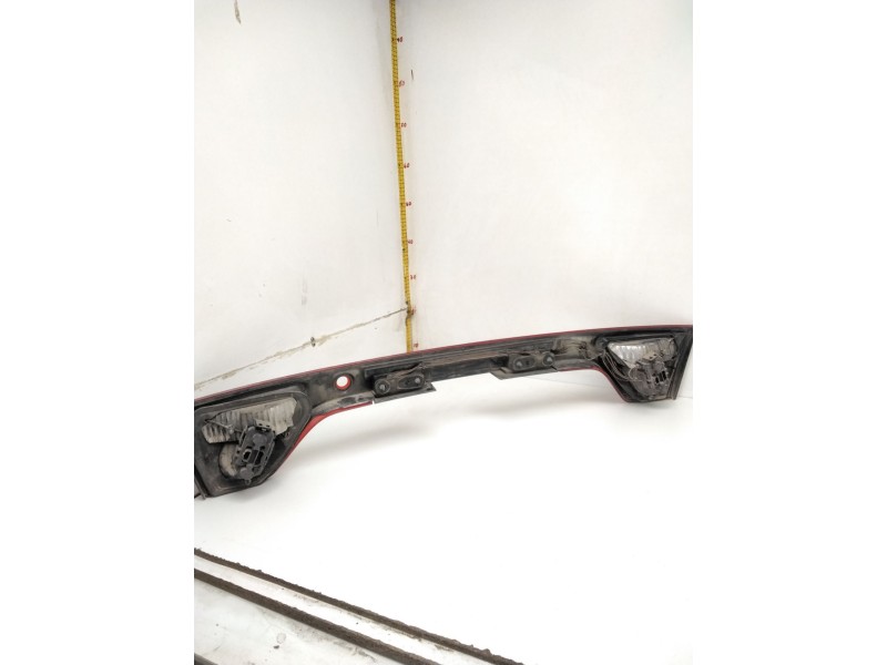 Recambio de luz central de freno para seat toledo (1m2) select referencia OEM IAM 1M5945225C 1M5945107B 