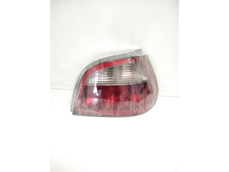 Recambio de piloto trasero derecho para renault megane i fase 2 berlina (ba0) 1.6 referencia OEM IAM 7700428321  